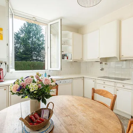 Holiday home Le Charme D'une Maison Bourgeoise En
