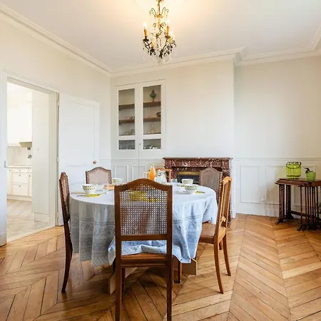 Le Charme D'une Maison Bourgeoise En Villers-Cotterets (Aisne)