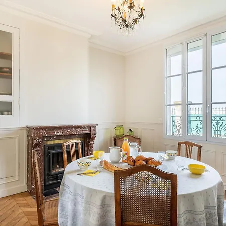 Le Charme D'une Maison Bourgeoise En *